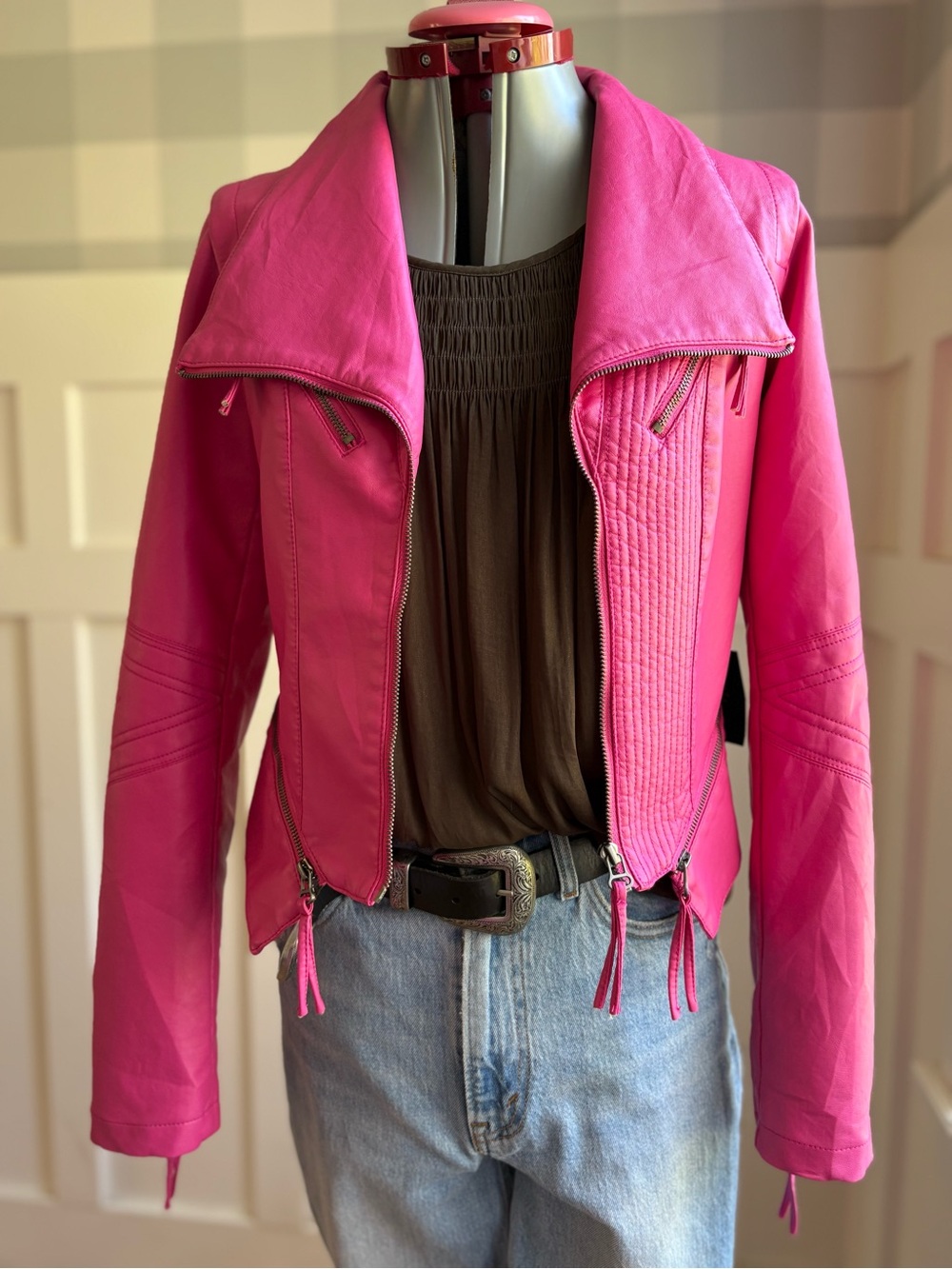 Lulu's Hot Pink Faux Leather Moto Jacket Small - Picture 8 of 10
